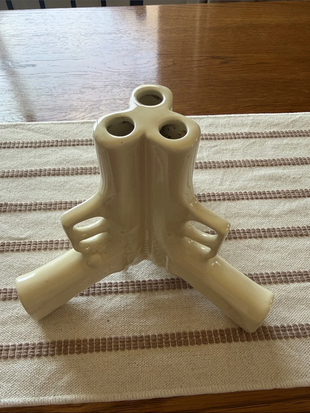 Suck uk gun vase